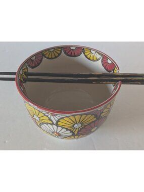 Yokohama Studio Hand Painted Ramen/Soup Bowl Chopstick Rest Ceramic Floral 4 In